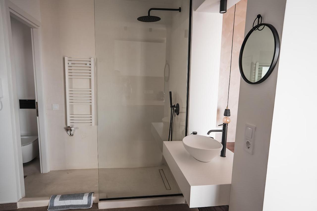Suites With Magical View & Jacuzzi Афины Экстерьер фото