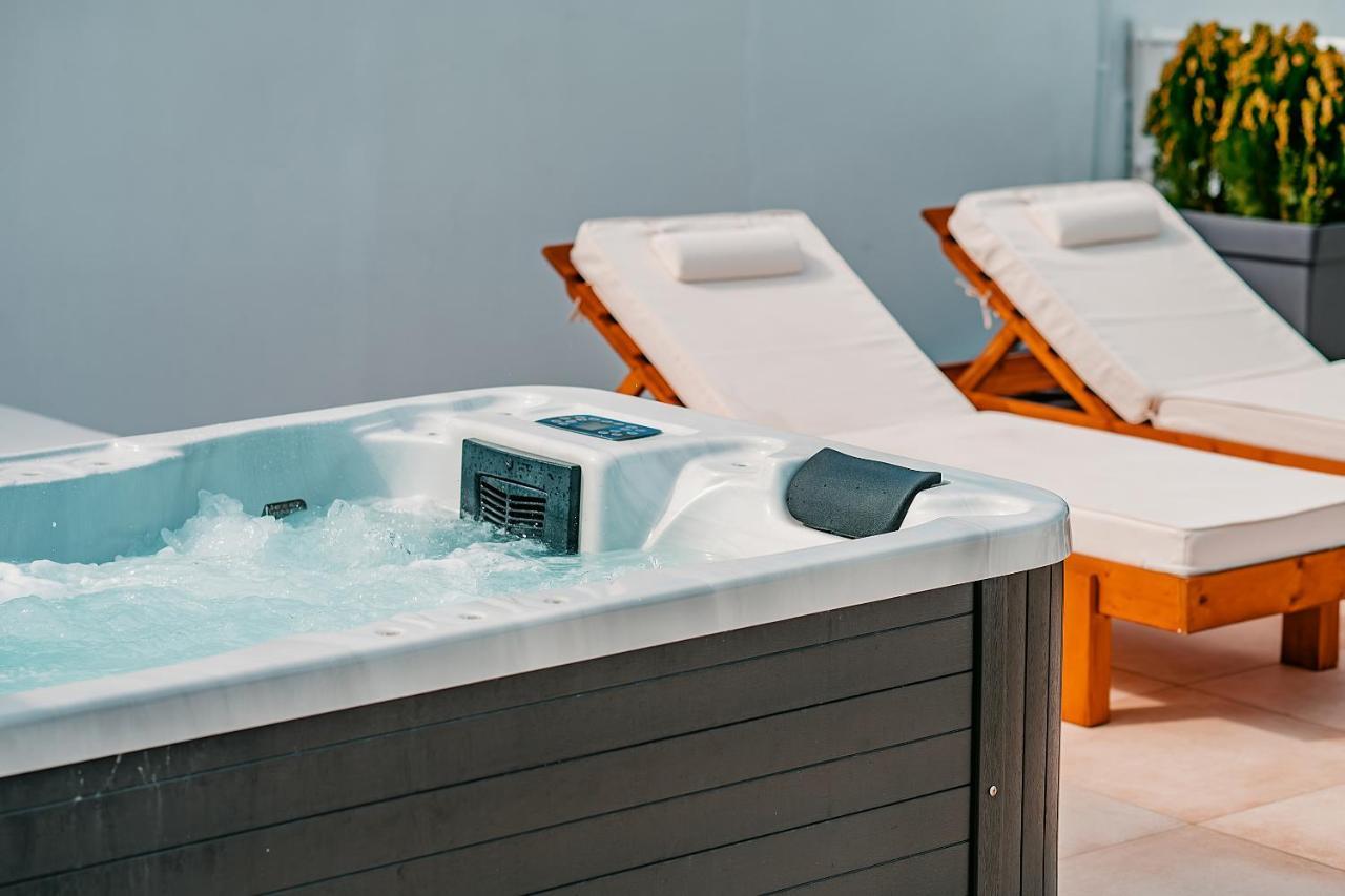 Suites With Magical View & Jacuzzi Афины Экстерьер фото